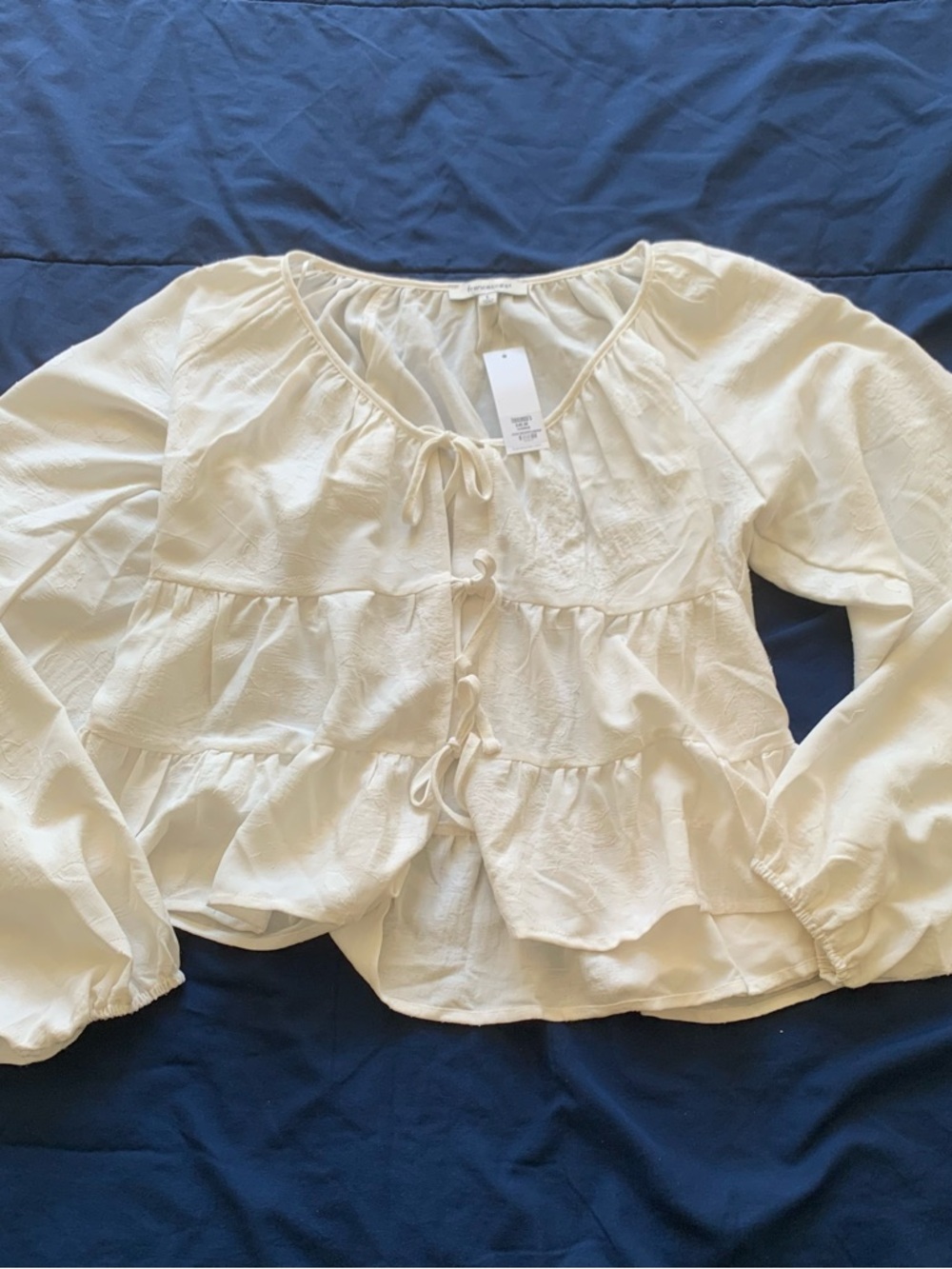 Francesca's Collections Cream Tiered Peasant Blouse